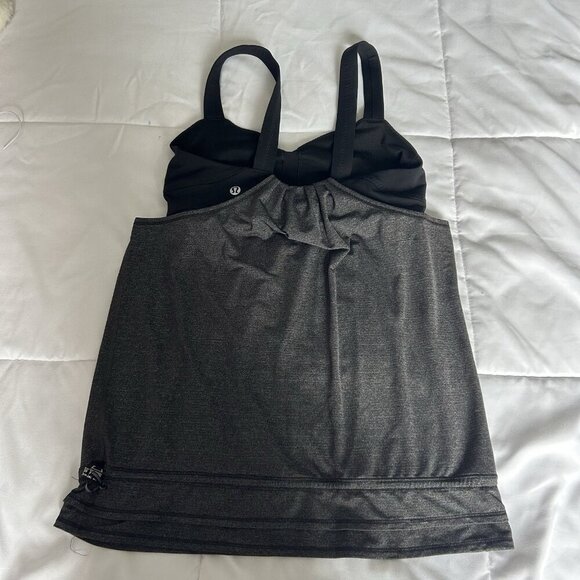 Lululemon Womens 6 Sports Bra Peplum Tank Top Built In Bra Black Gray Yoga - Picture 4 of 6